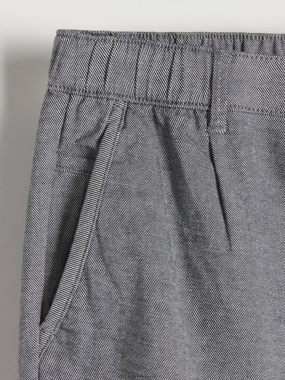 gri inchis Reserved bărbați îmbrăcăminte pantaloni chino slim 648HZ1520