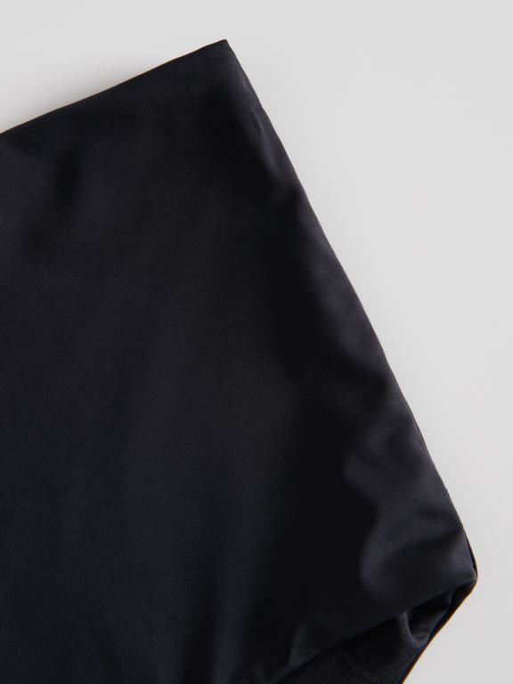 negru Reserved femei îmbrăcăminte fund de bikini 648HZ1050